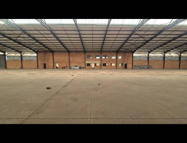 3,200M² WAREHOUSE TO LET IN WITHOK ESTATE